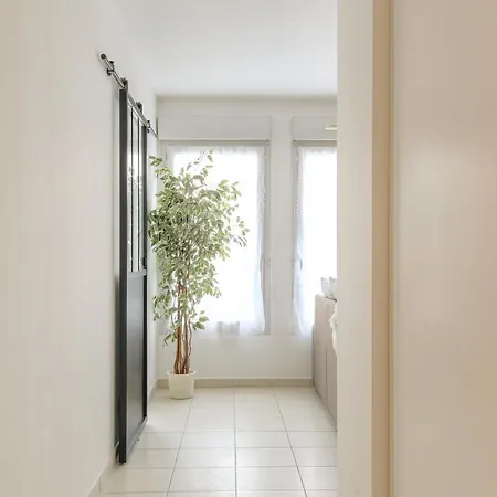 Apartamento Le Louis D'or -acces Facile Gare/eurexpo/aeoroport Villeurbanne